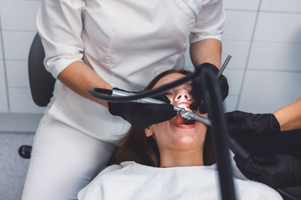 Best Weekend Emergency Dentist in Vamo, FL